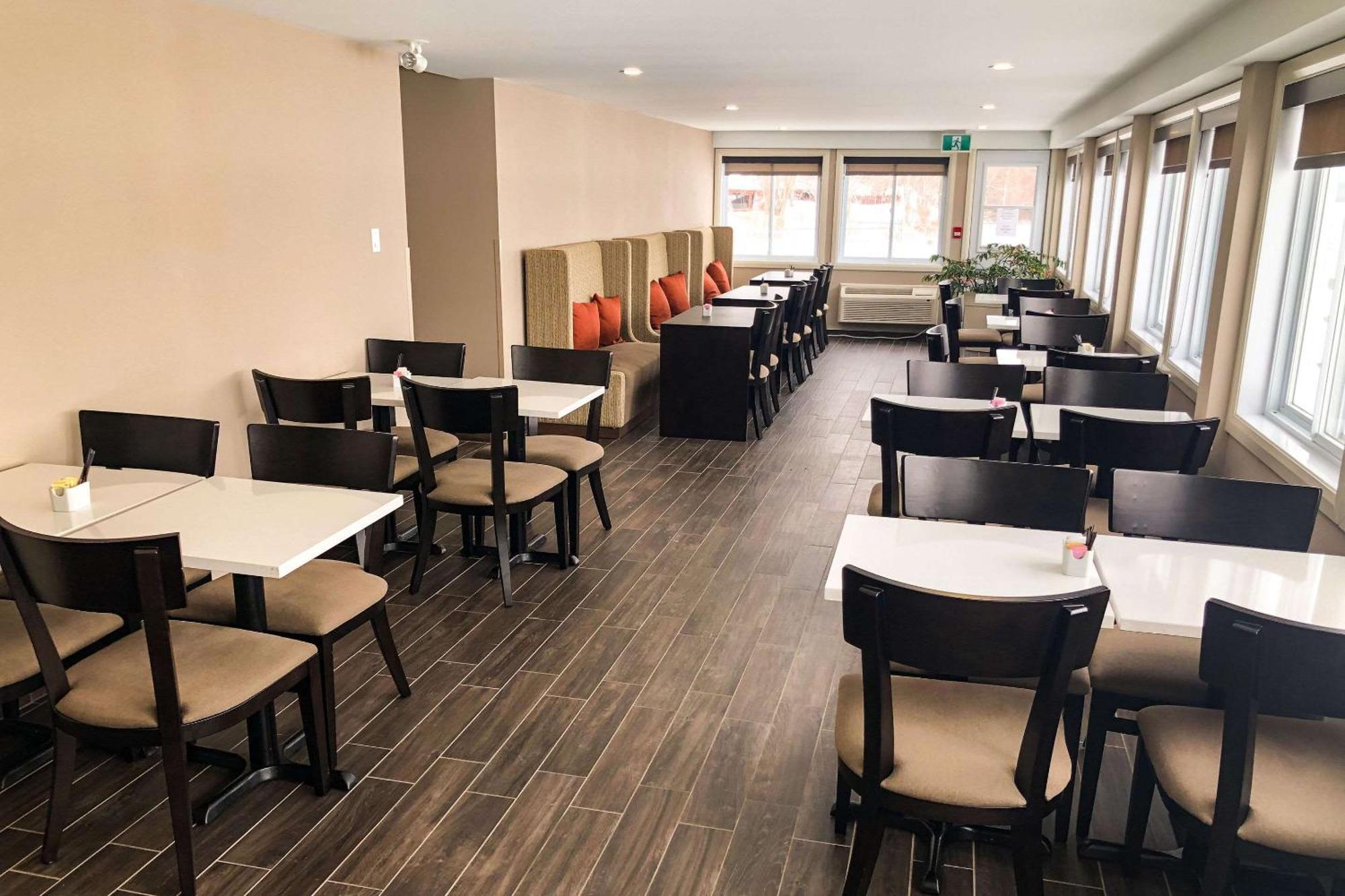 Sleep Inn & Suites Quebec City East Saint-Jean-de-Boischâtel Exteriér fotografie